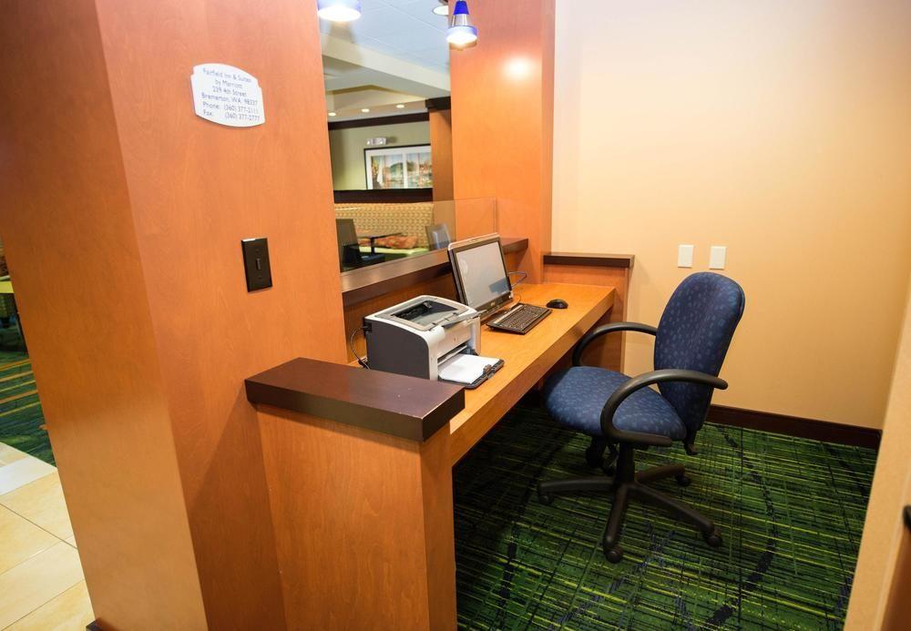Fairfield Inn & Suites Seattle Бремертън Екстериор снимка