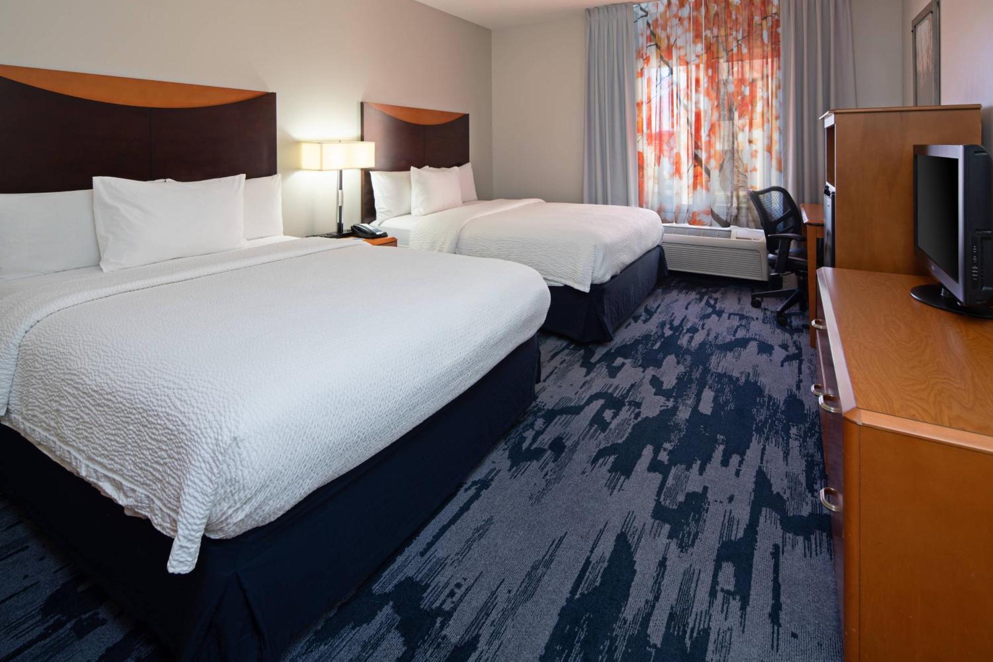 Fairfield Inn & Suites Seattle Бремертън Екстериор снимка