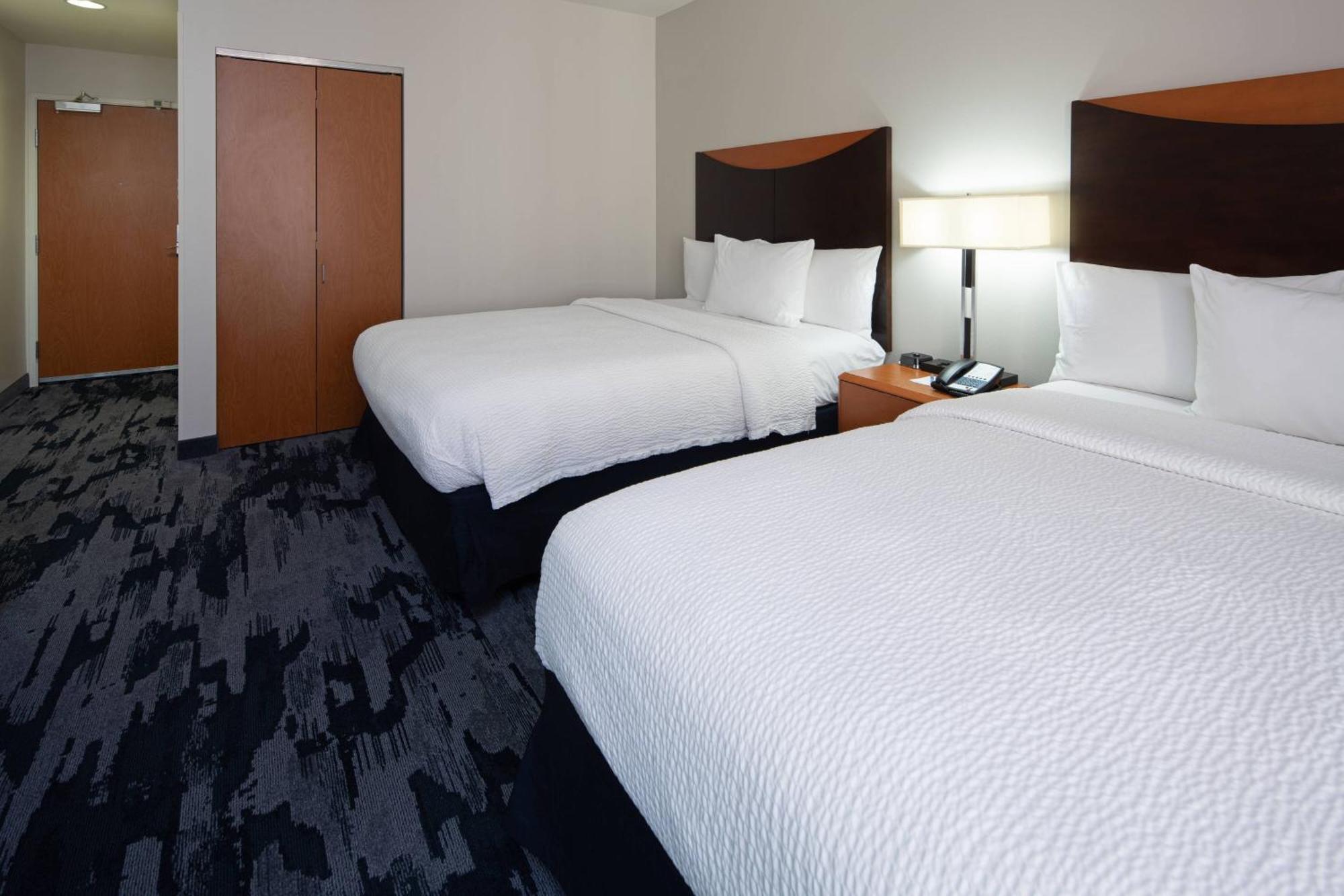 Fairfield Inn & Suites Seattle Бремертън Екстериор снимка